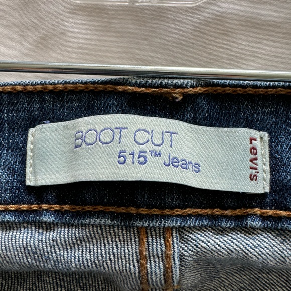 Levi‘s Women‘s 515 Boot cut jeans size 10M. - Picture 4 of 8